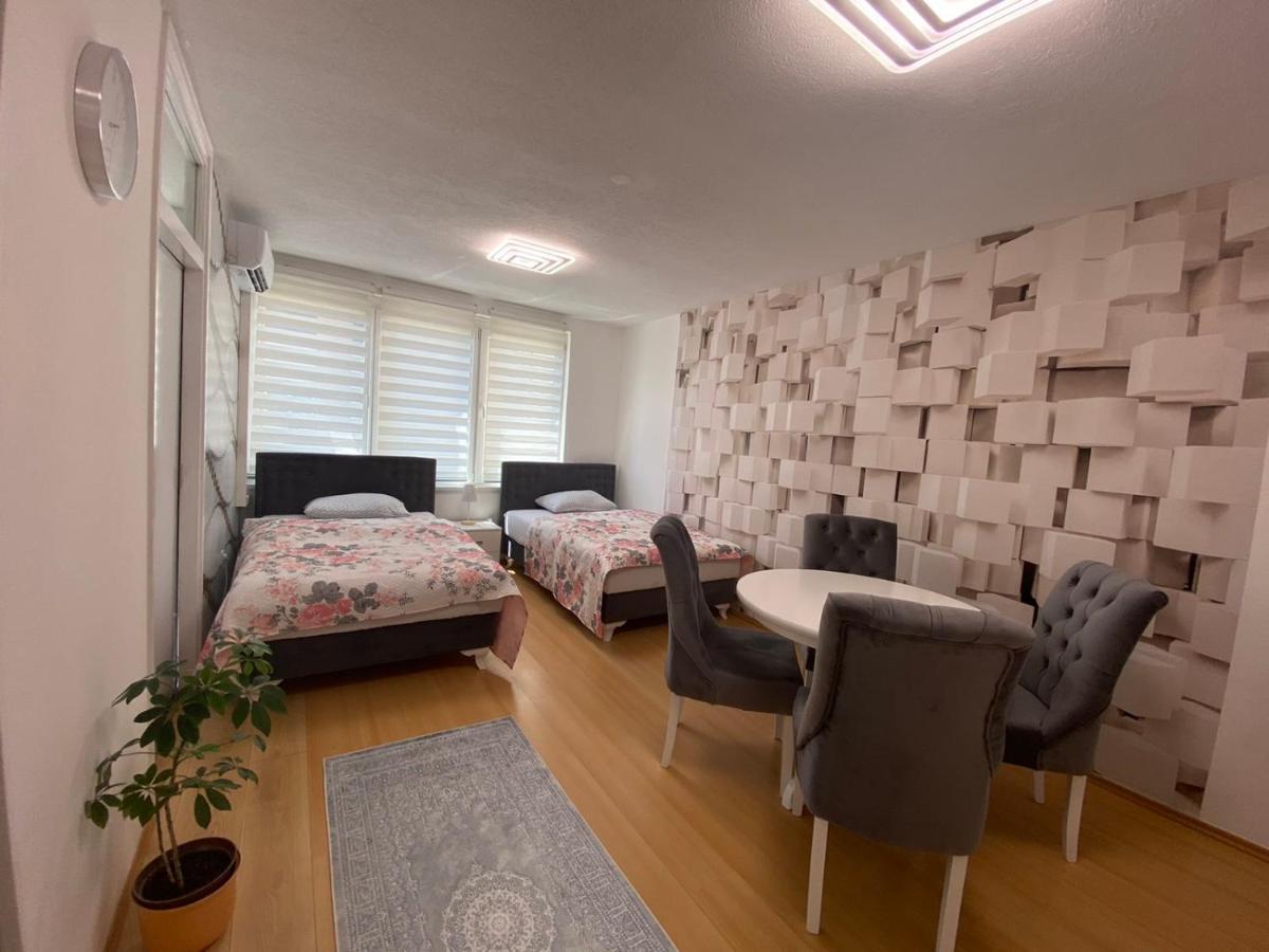 Apartman Citylux Bihać Eksteriør billede